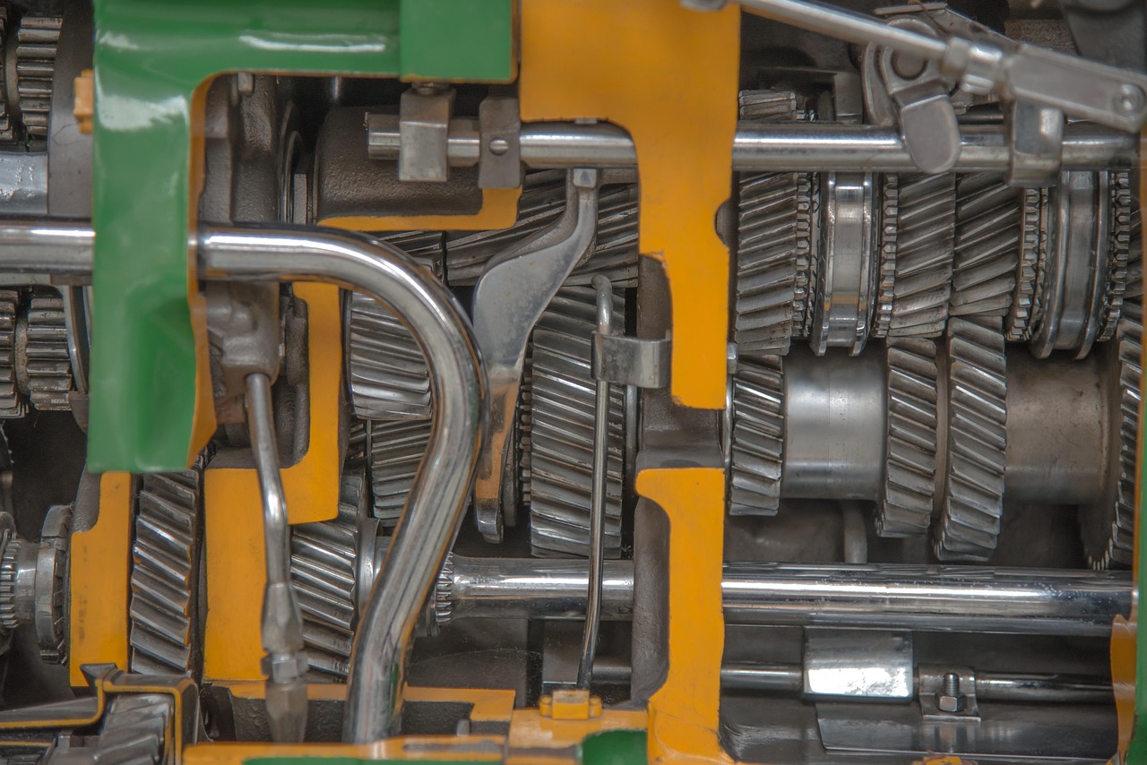 découvrez tout ce qu'il faut savoir sur le vilebrequin (crankshaft) : son fonctionnement, son importance dans le moteur, ainsi que les conseils d'entretien pour assurer des performances optimales de votre véhicule.